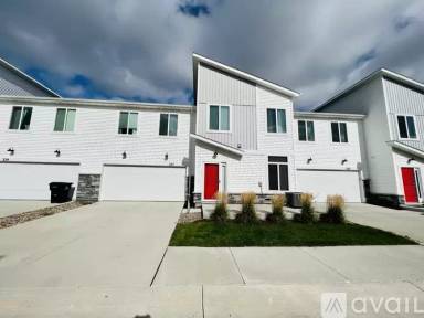 Main picture of 324 NE Otter Dr