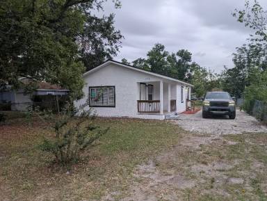 Main picture of 3416 Phillips St