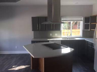 Main picture of 4216 Stonewall St