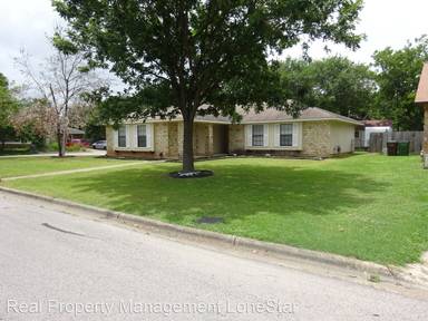 Main picture of 1714 Parkside Cir