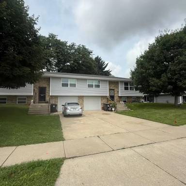 Main picture of 2004 Wyoming Ave