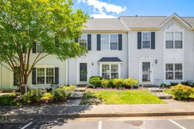 Main picture of 5605 Millwheel Way