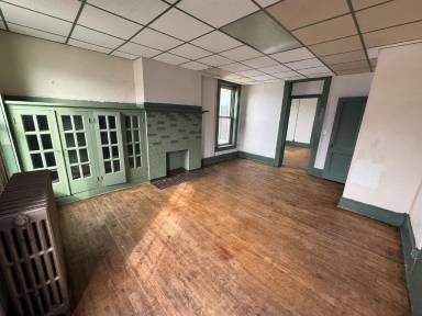 Main picture of 821 Market St
