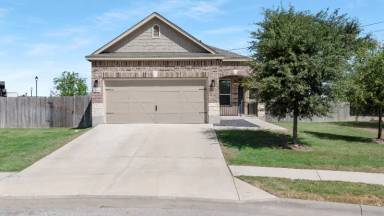 Main picture of 9228 Lonesome Oak Dr