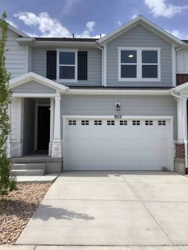 Main picture of 903 N Portman Way