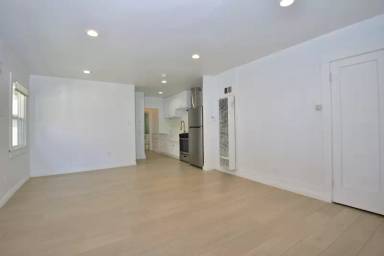 Main picture of 314 N Primrose Ave