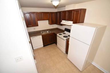 Main picture of 36 Chatfield St