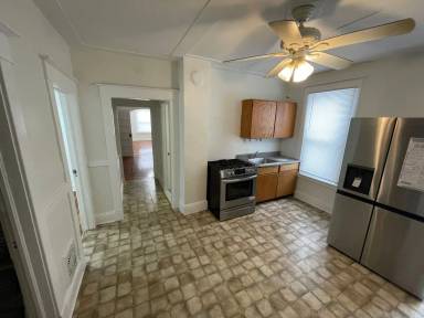Main picture of 1122 7th Ave