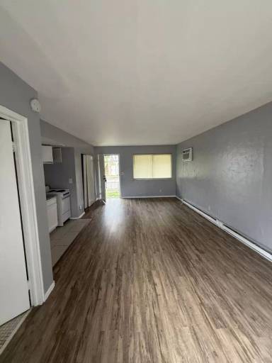 Main picture of 2955 W McMicken Ave