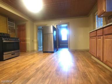 Main picture of 328 1st St