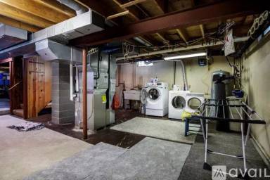 Main picture of 6006 107th St