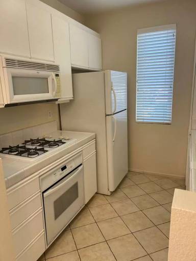Main picture of 10880 Sabre Hill Dr