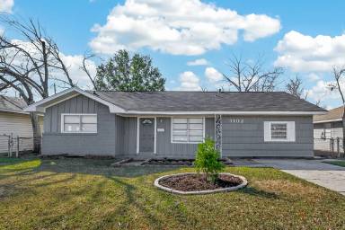 Main picture of 3102 Hays St