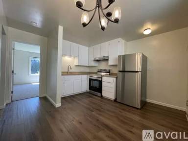 Main picture of 1512 Mozart St