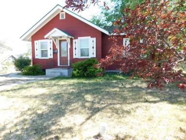 Main picture of 1859 Orchard Ave