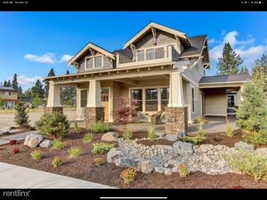 Main picture of 1496 NW Discovery Park Dr