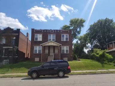 Main picture of 3728 Winnebago St