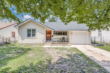 Main picture of 1507 S Gold St