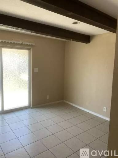 Main picture of 6338 Walraven Cir