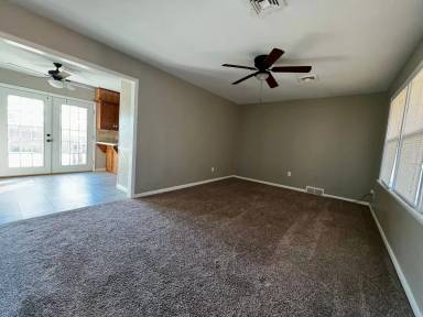 Main picture of 3830 NW Dearborn Ave