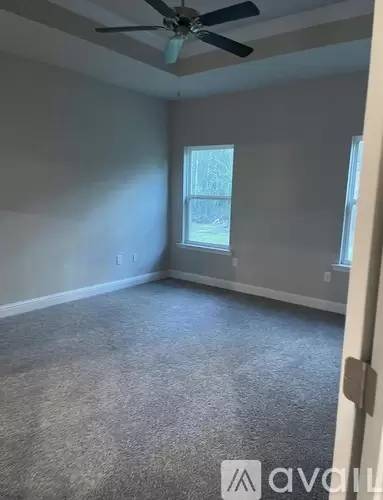 Main picture of 6005 Penni Ln