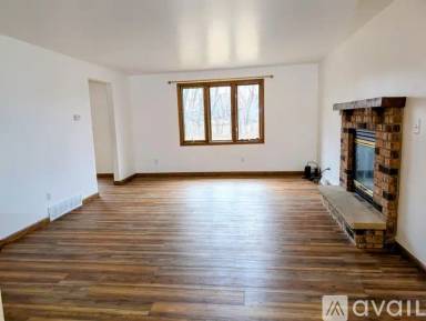 Main picture of 2043 Hilltop Dr