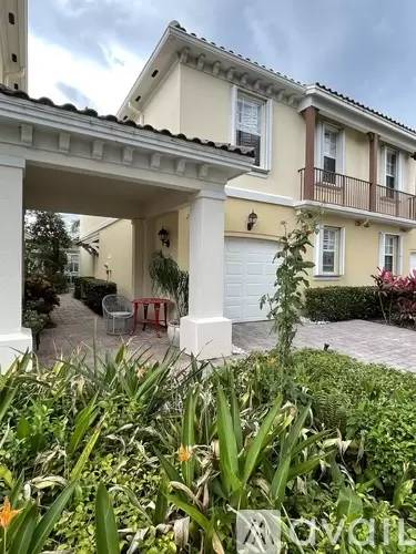 Main picture of 245 Fortuna Dr