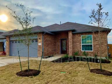 Main picture of 258 Algaroba Loop