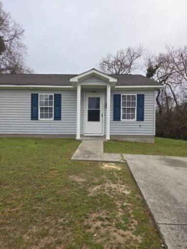 Main picture of 309 E Spruce St