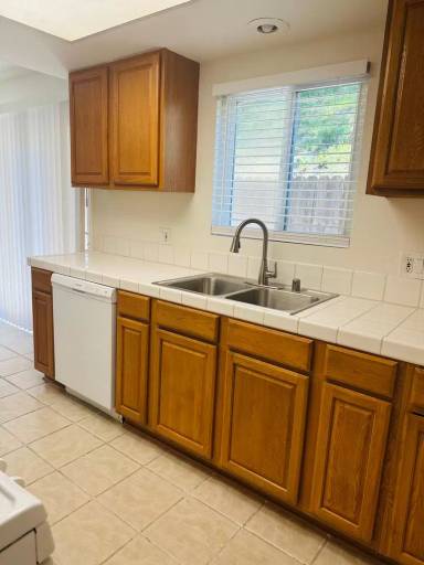Main picture of 2150 Via Robles