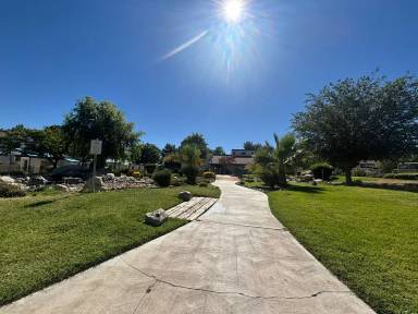 Main picture of 44436 15th St E
