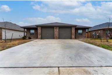 Main picture of 6015 Amelia Earhart Blvd