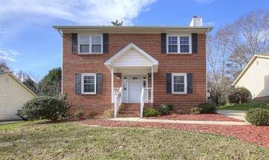 Main picture of 6221 Round Hill Rd