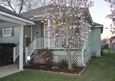 Main picture of 10121 Stonehaven Ave