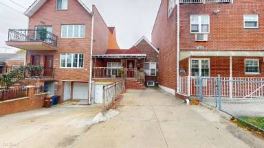 Main picture of 6712 Exeter St