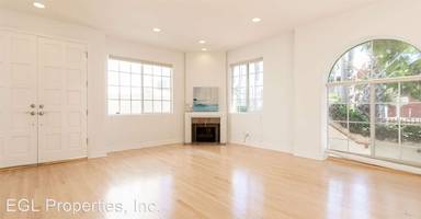 Main picture of 219 Bay St