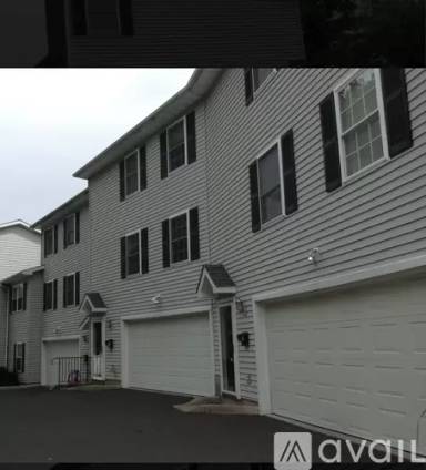 Main picture of 15 W Wooster St