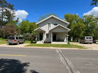 Main picture of 501 NW 8th St