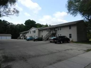 Main picture of 891 Parkview Dr
