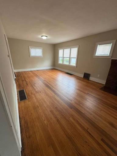 Main picture of 1002 Milton St