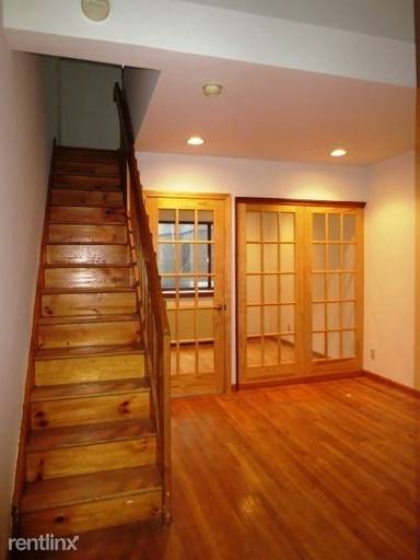 Main picture of 25 Avenue C