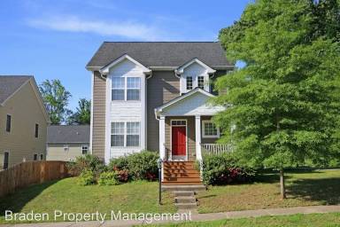 Main picture of 755 Country Green Rd