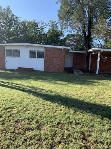 Main picture of 2413 46th St