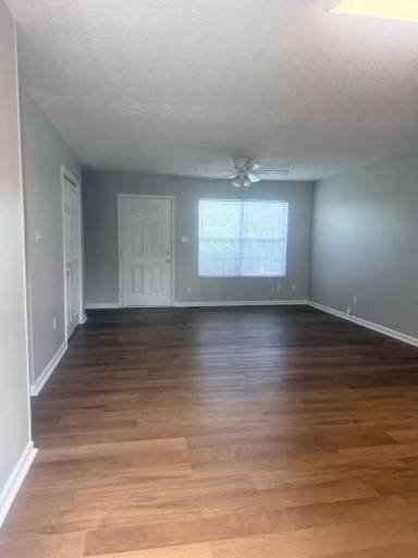 Main picture of 2519 Cedar Ln