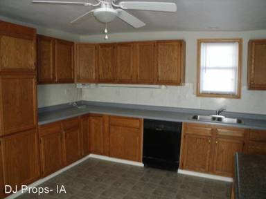 Main picture of 610 Locust St