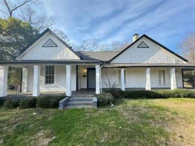Main picture of 306 Veazey St
