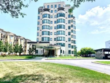 Main picture of 1260 N Prospect Ave