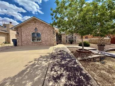 Main picture of 12416 Flora Alba Dr
