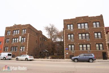Main picture of 748 W Addison St