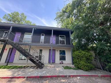 Main picture of 309 E Dean Ave